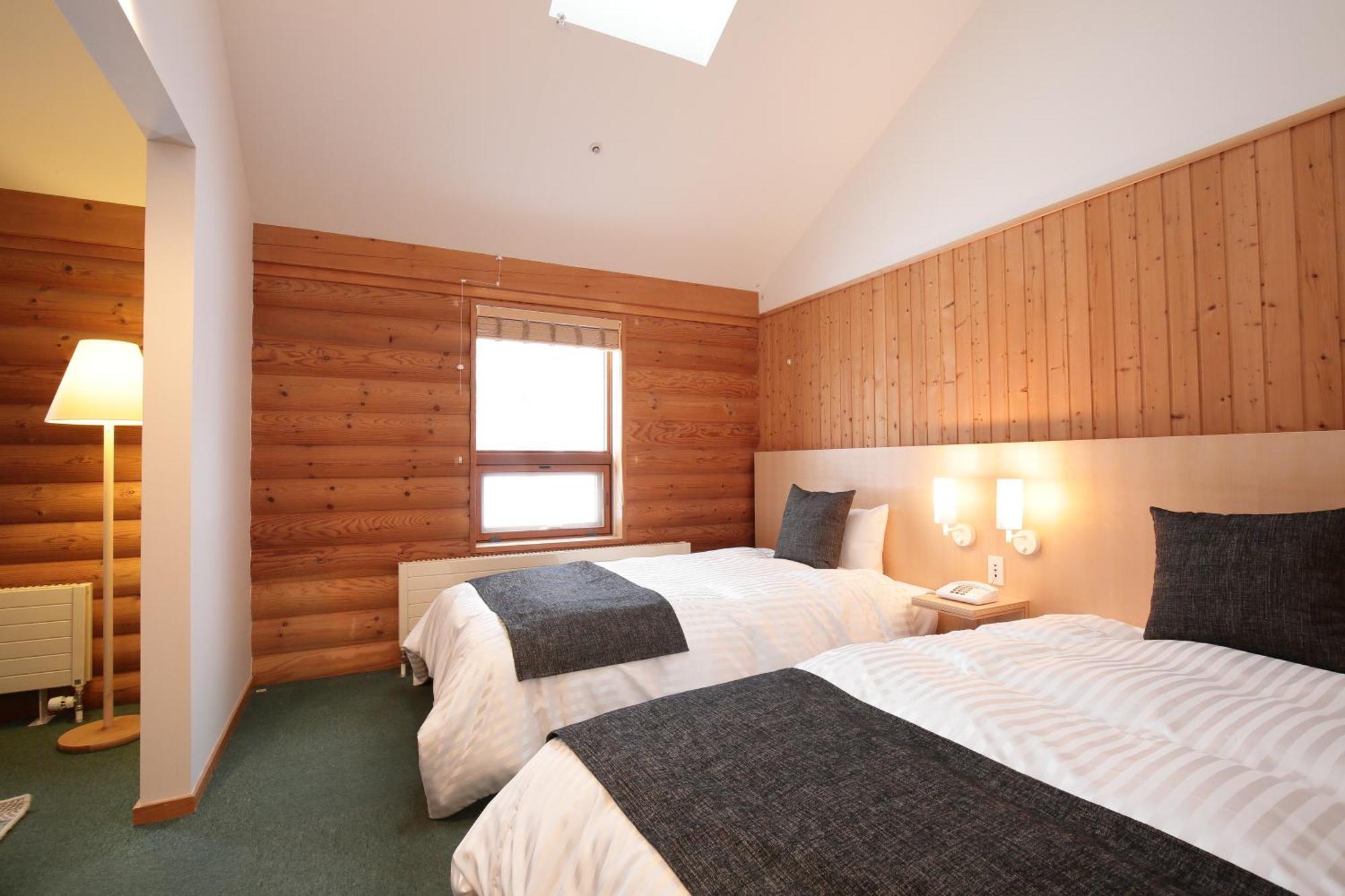 Log Hotel The Maple Lodge Iwamizawa Exterior foto